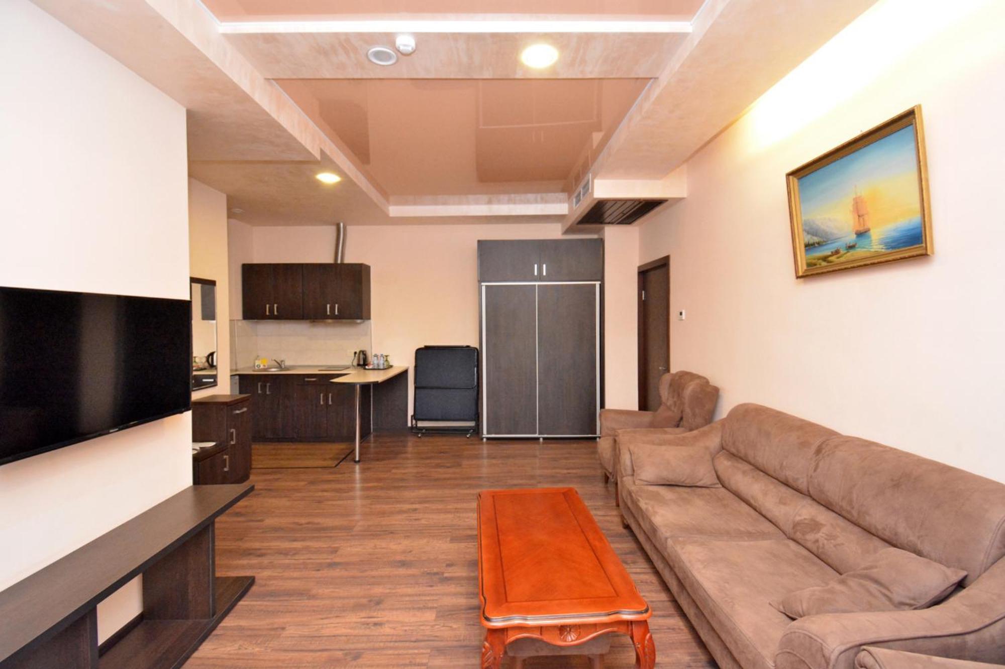 Partez Hotel Erevan Exterior foto